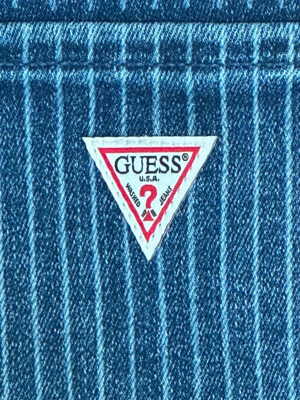 NWT GUESS Lena High-Rise Mom Jeans Blue Pinstripe - Super Stretchy! Size 28